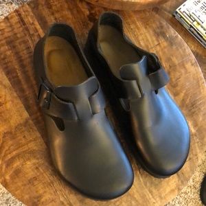 Men’s Birkenstock shoes, new never worn
